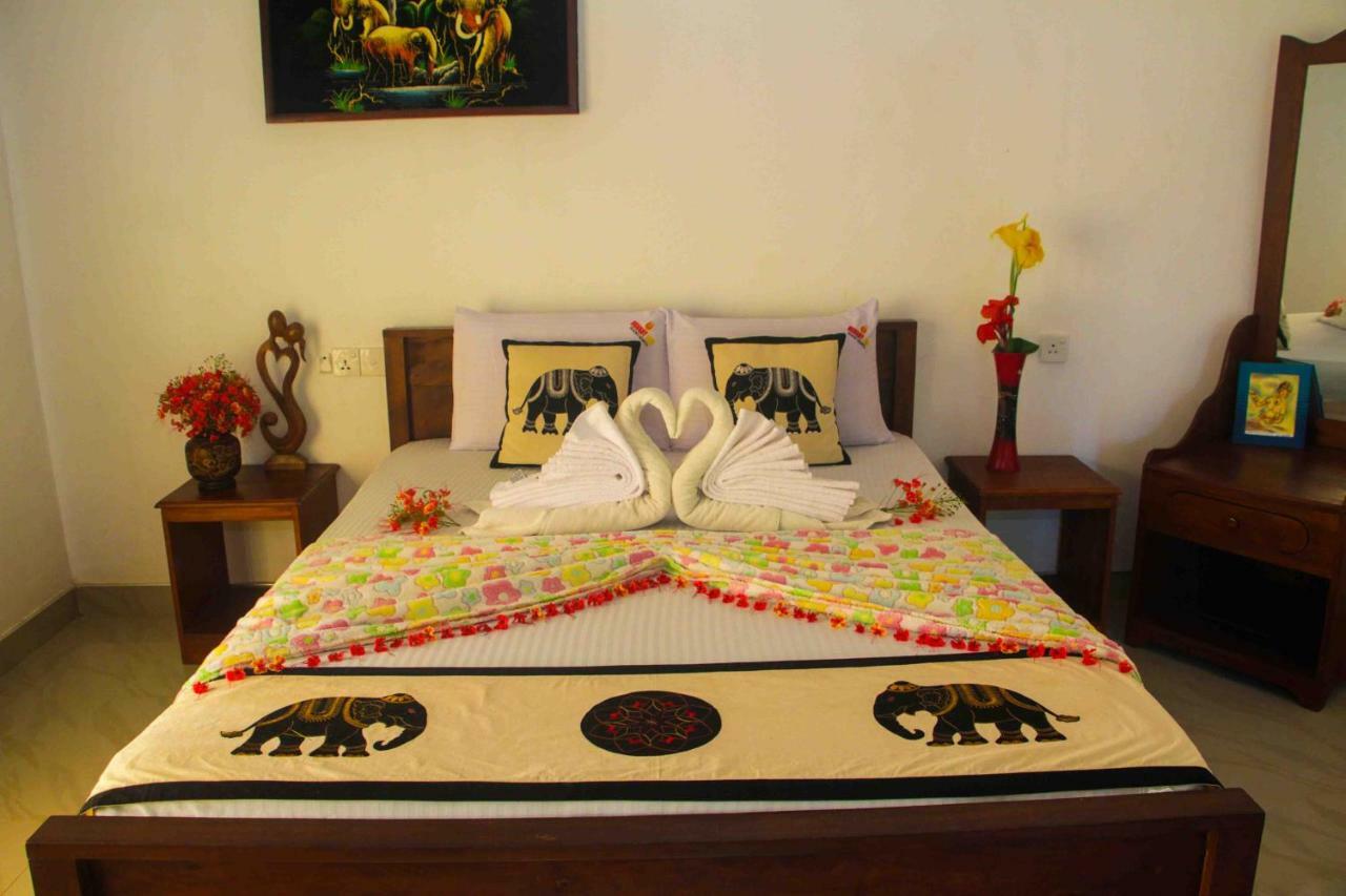 Hungry Lion Resort Sigiriya Exterior foto
